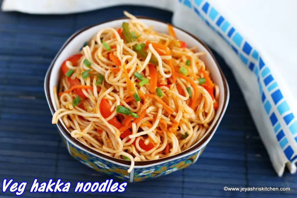 Veg hakka noodles