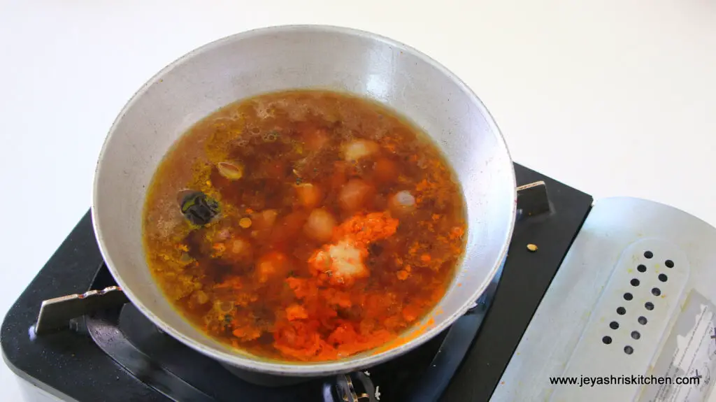 vengaya sambar recipe