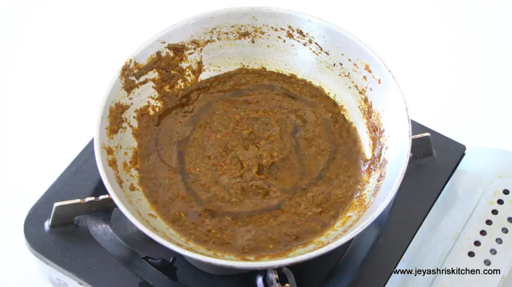 karuveppilai thokku recipe