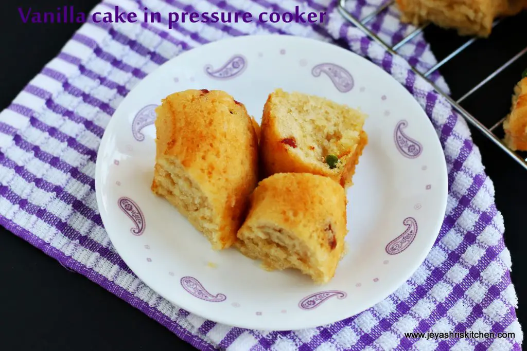 cake in pressure cooker