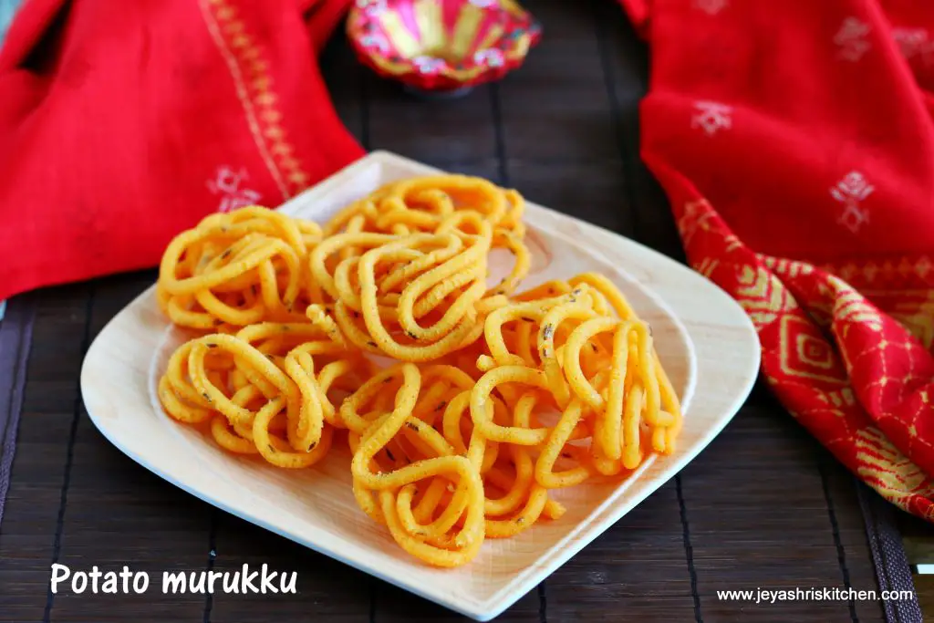 Potato-murukku