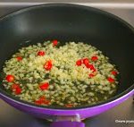 steps-for-making-Pastamania-style-Agilo-olio-pasta-2
