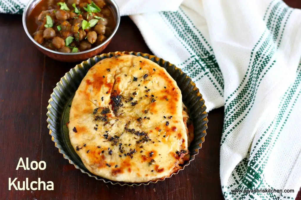 Aloo kulcha recipe