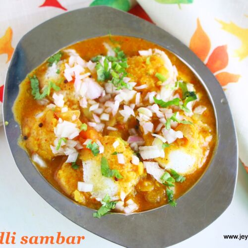 Mini idli sambar
