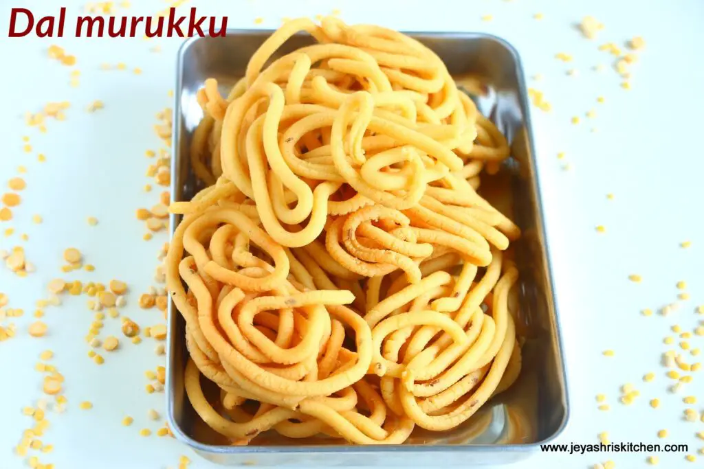 Paruppu murukku