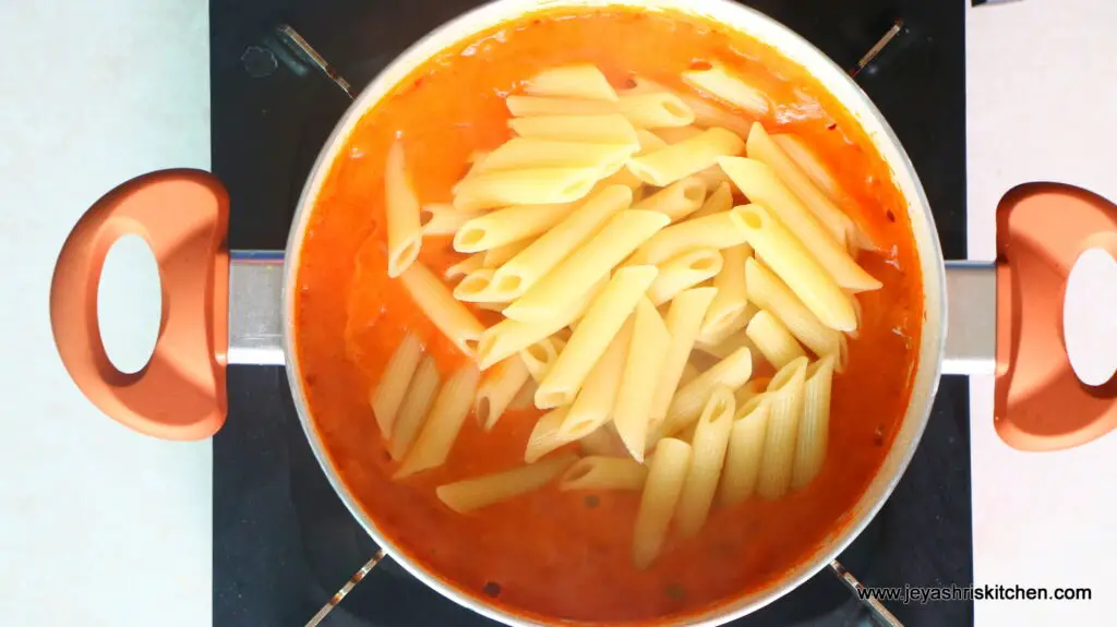 cheesy tomato pasta