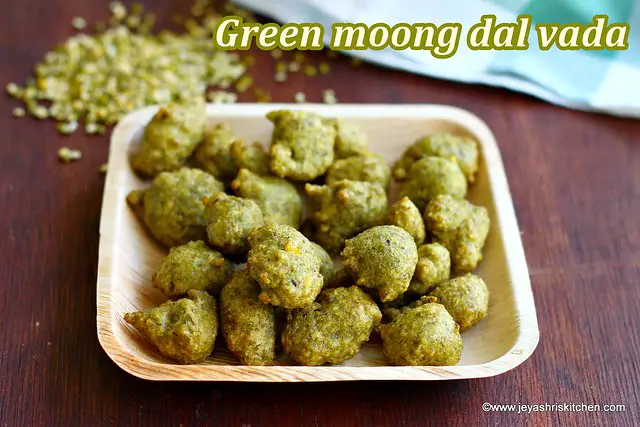 Green moong dal pakora