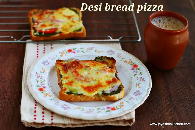 Indian style bread pizza