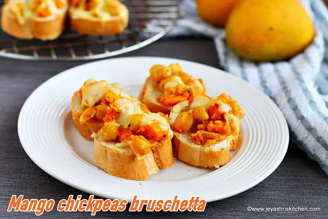 Mango chickpeas bruschetta