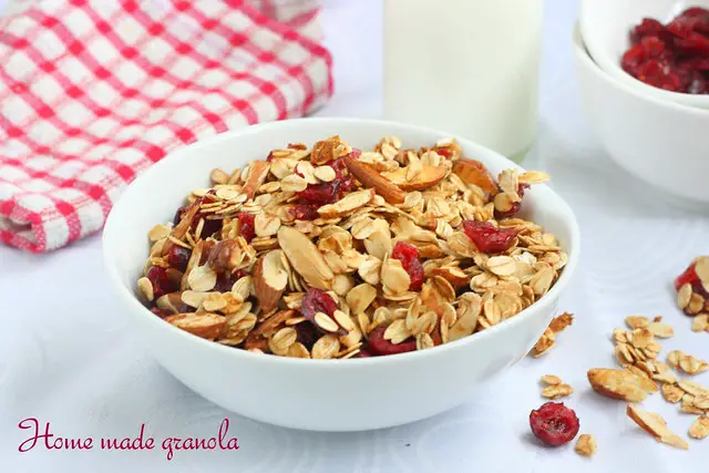Cranberry -granola