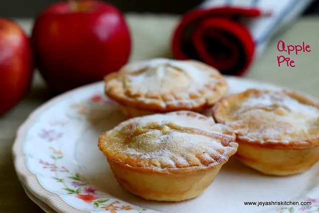 mini-apple-pie