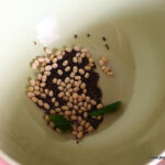 mustard+urad dal+green chili