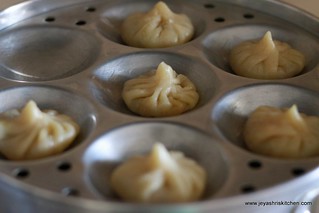 steamed-momos