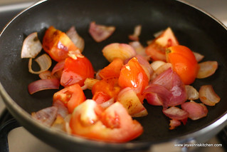 roast-onion-tomato