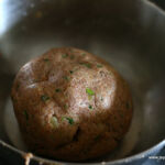 ragi-aloo paratha step 2