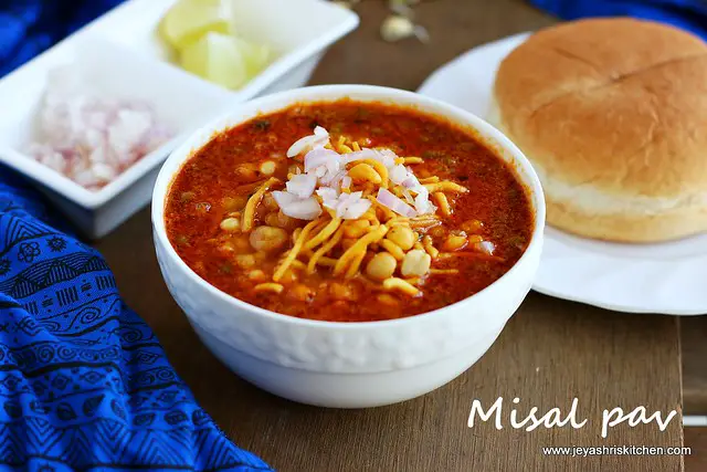 Mumbai misal pav