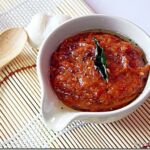 Garlic chutney]