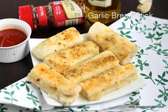 Garlic bread sticks 1