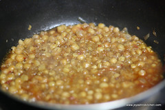 white peas gravy