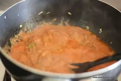 Tomato puree