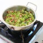 Chow chow peanut poriyal