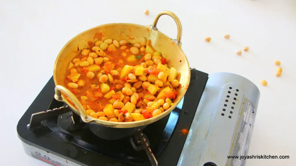 butterbeans urulai masala